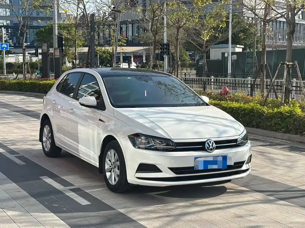 Polo 2021 Plus 1.5L Automatic Panoramic Enjoyment Edition купить на сайте DeffCars
