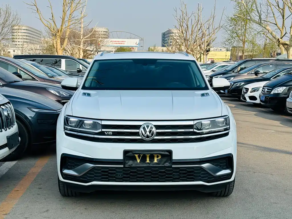 Touron 2020 Touron X 530 V6 four-wheel drive luxury version купить на сайте DeffCars