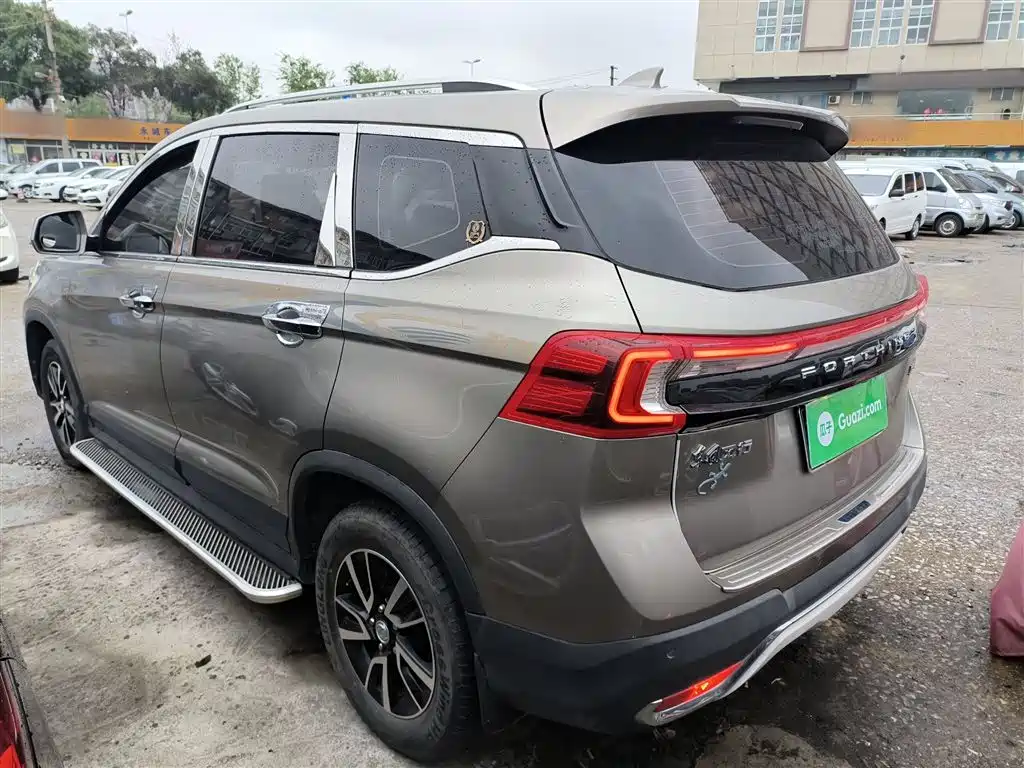 Fengxing T5 2020 1.6L Manual Comfort Type National VI купить на сайте DeffCars