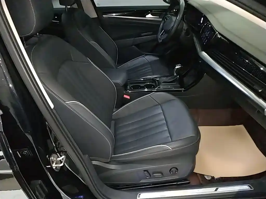 Passat New Energy 2022 Facelift 430PHEV Hybrid Elite Edition купить на сайте DeffCars