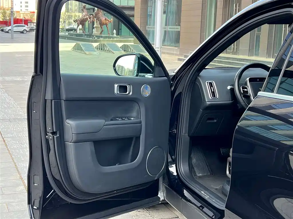 Ideal L8 2023 Pro купить на сайте DeffCars