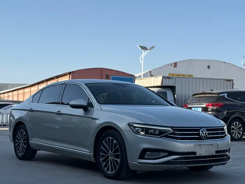 Magotan 2020 330TSI DSG luxury model купить на сайте DeffCars
