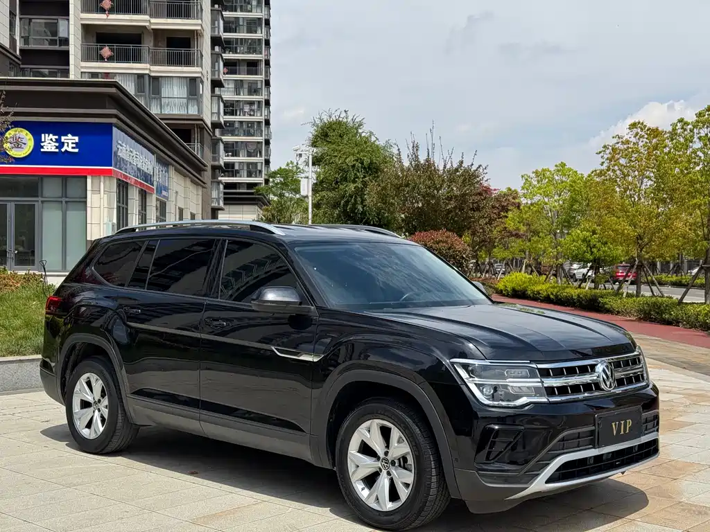 Touron 2022 380TSI four-wheel drive luxury version купить на сайте DeffCars