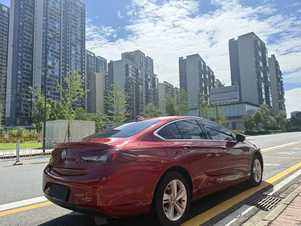 Regal 2019 20T Elite National V купить на сайте DeffCars