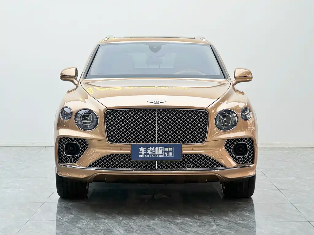 Bentayga 2024 4.0T V8 Yadu Edition купить на сайте DeffCars