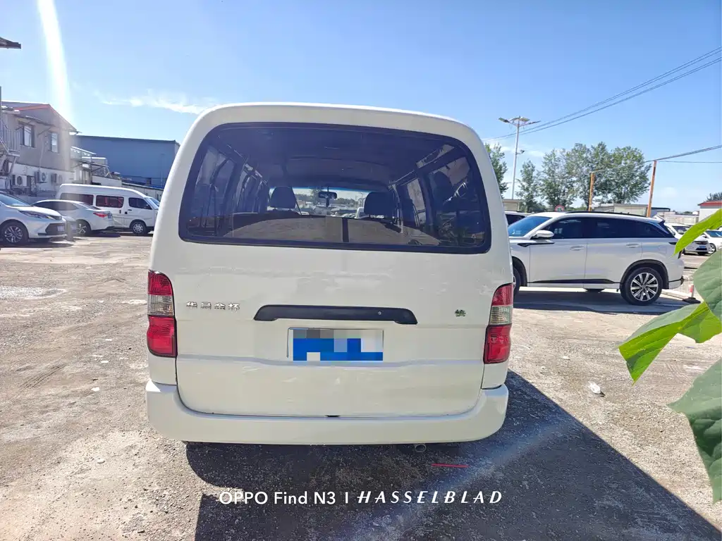 Garris 2019 2.0L Express Comfortable 7-seater National VI 1TZS купить на сайте DeffCars