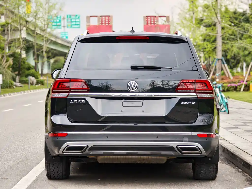 Touron 2020 380TSI four-wheel drive luxury version National VI купить на сайте DeffCars