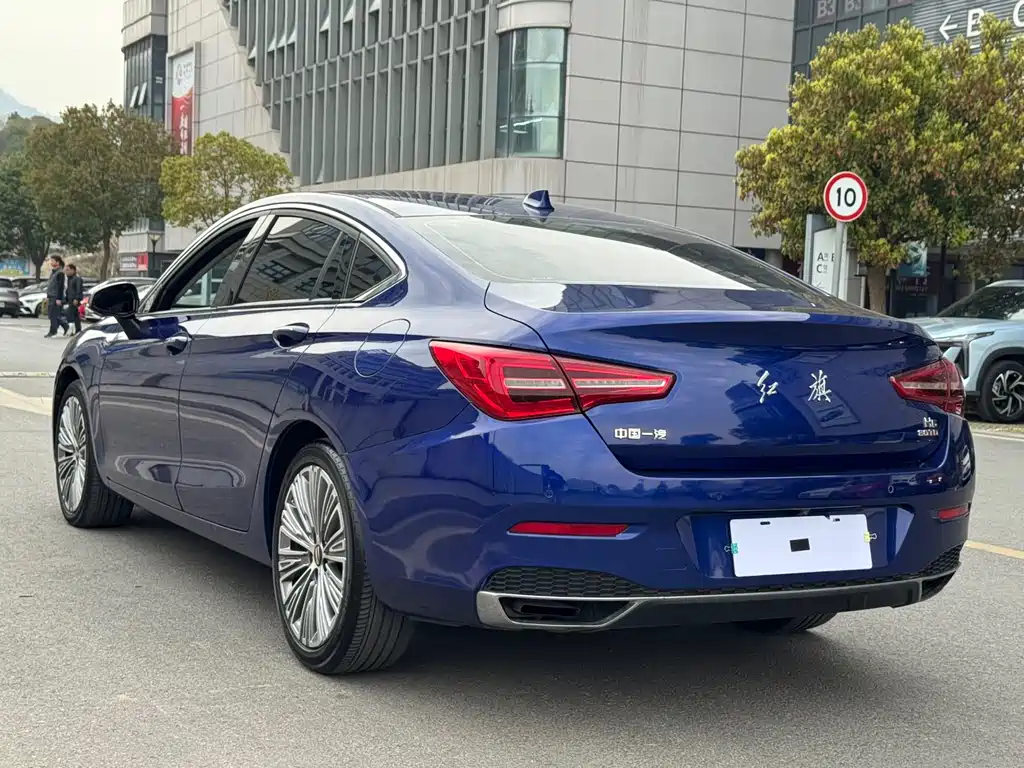 Hongqi H5 2022 classic model facelift 1.5T DCT flag rhyme version купить на сайте DeffCars