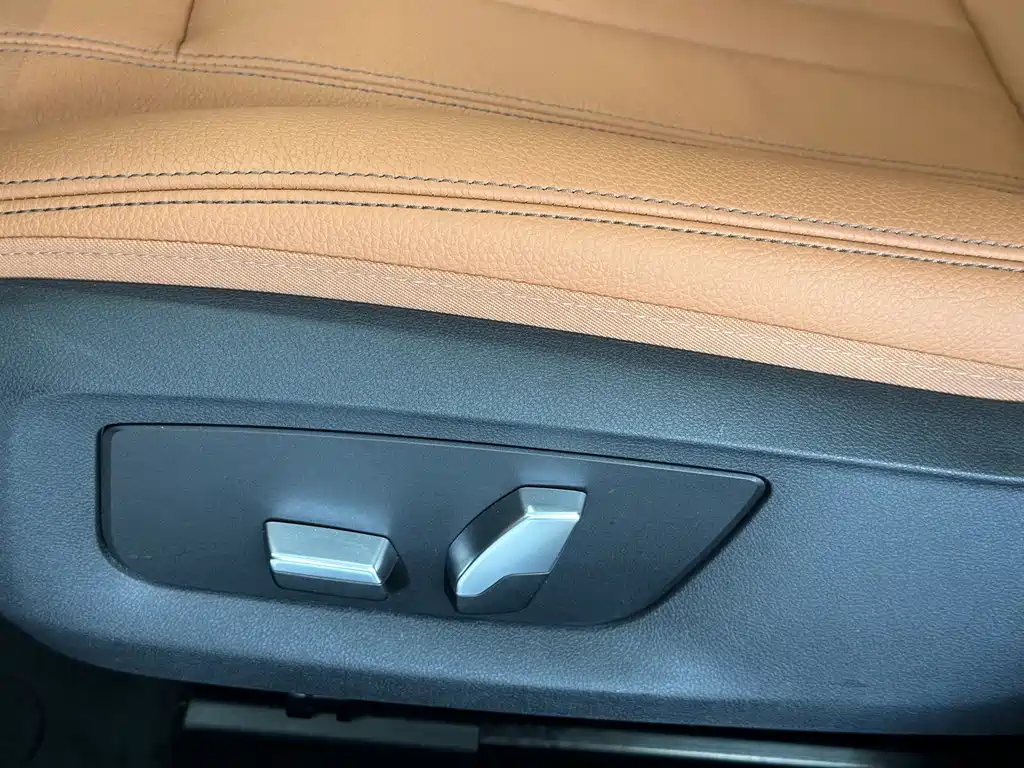 BMW 5 Series 2018 facelift 530Li leading M sports package купить на сайте DeffCars