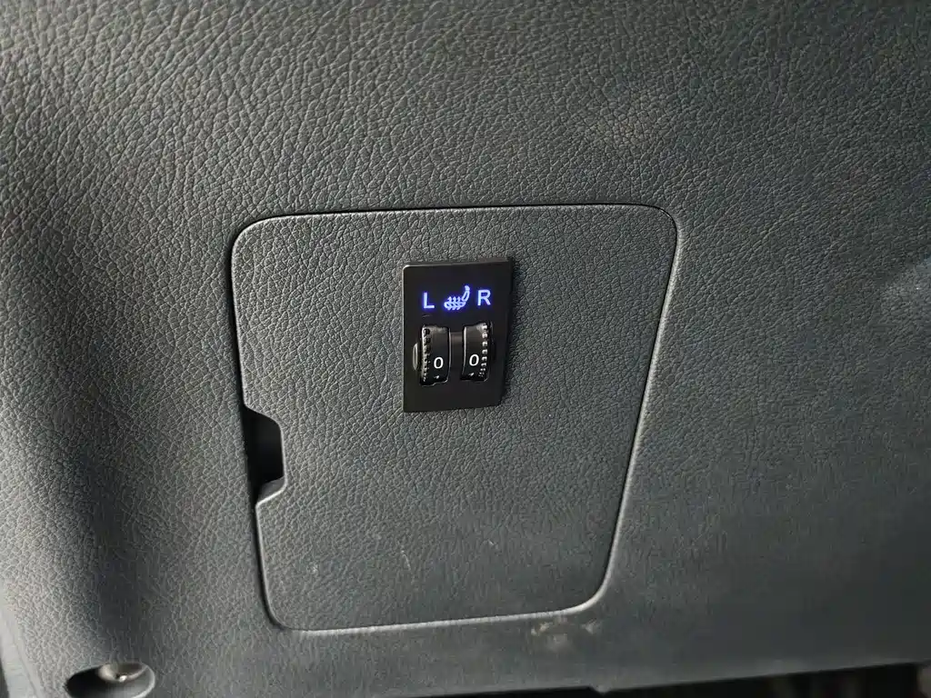 Outlander 2021 2.0L 2WD Smooth Edition 5 seats купить на сайте DeffCars