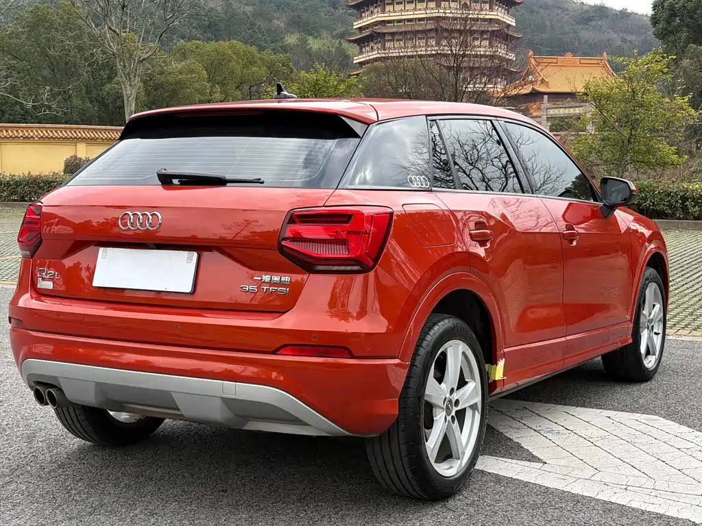 Audi Q2L 2018 35 TFSI Fashionable and Elegant National VI купить на сайте DeffCars