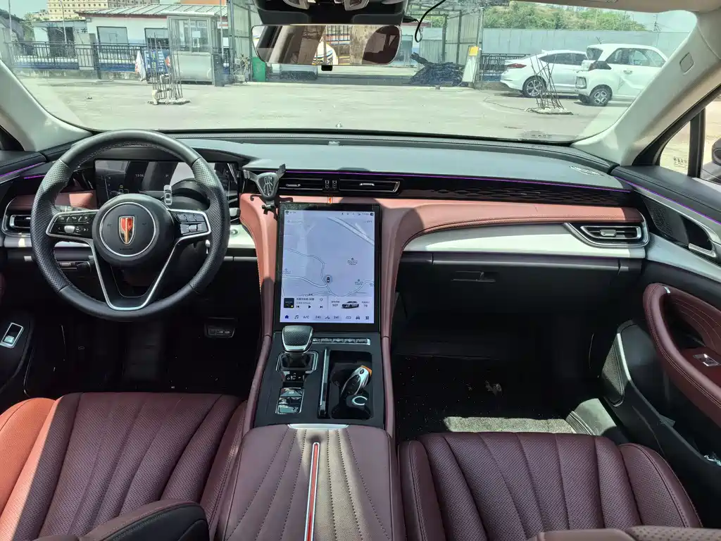 Hongqi H5 2024 1.5T DCT Zhilian Qiyun Edition купить на сайте DeffCars