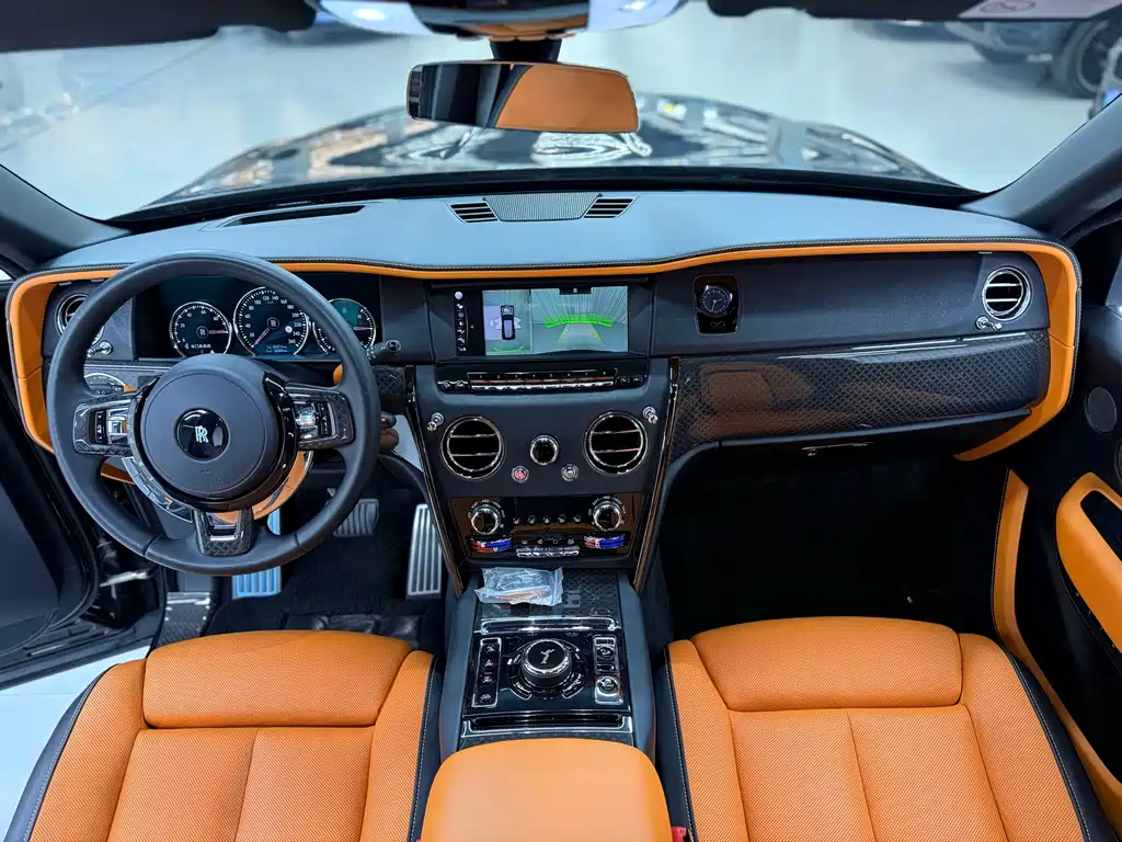 Cullinan 2020 Black Badge купить на сайте DeffCars