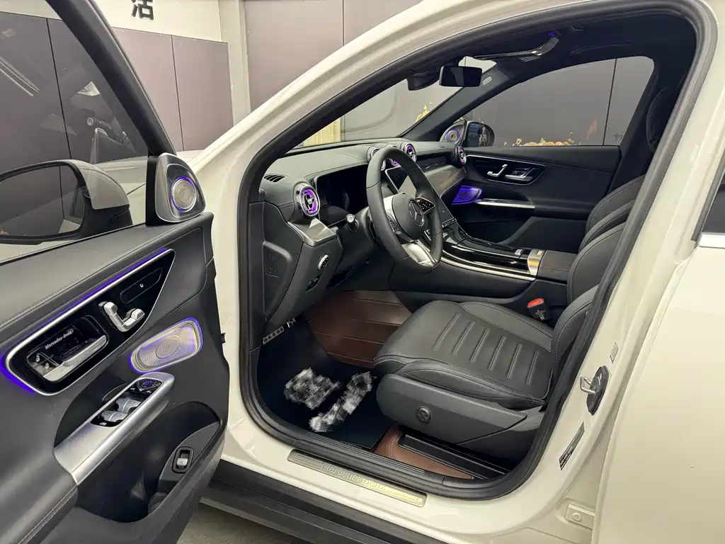 Mercedes-Benz GLC 2024 GLC 260 L 4MATIC Dynamic 5-seater купить на сайте DeffCars