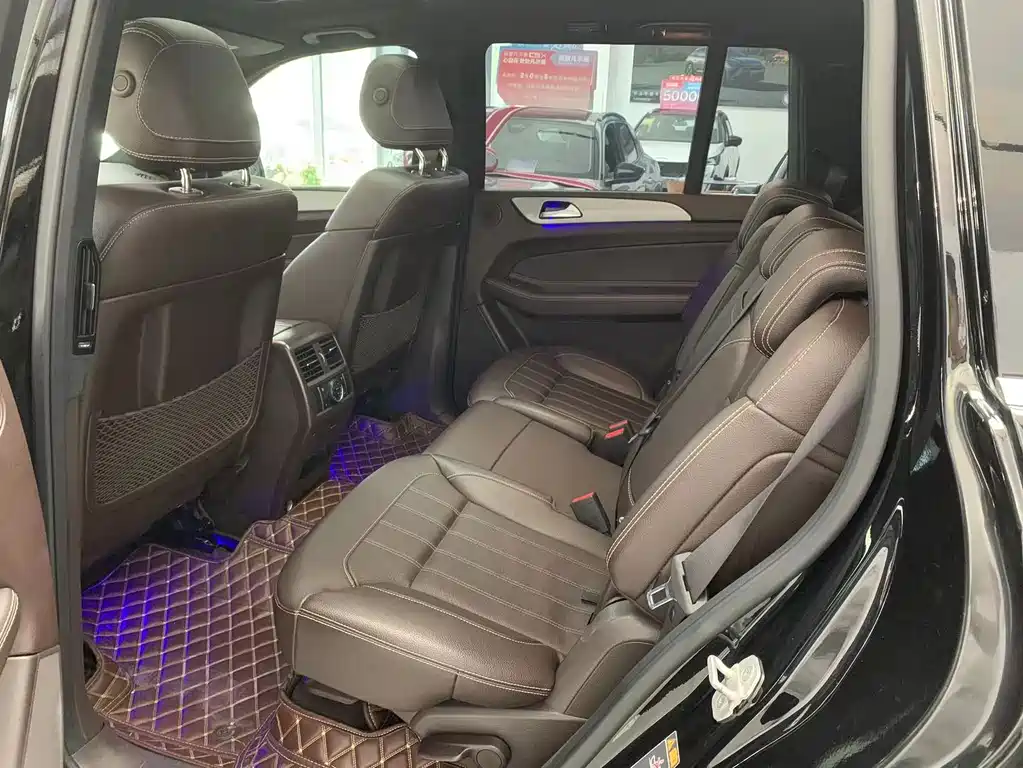 Mercedes GLS 2017 400 4MATIC fashion model купить на сайте DeffCars