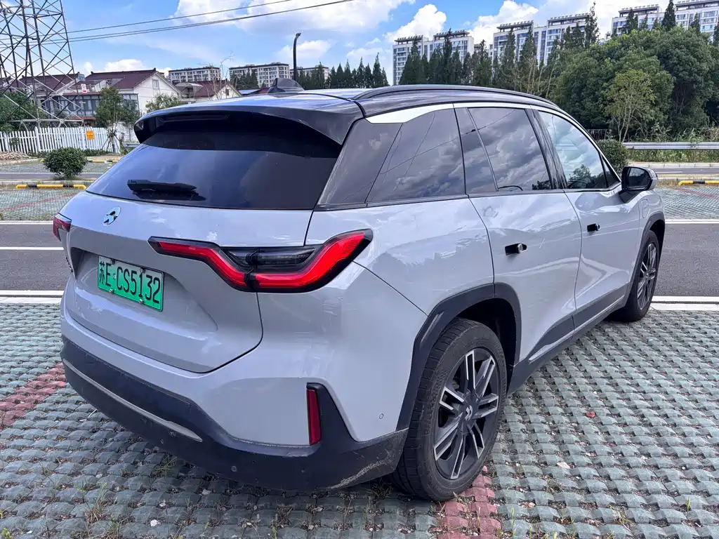 NIO ES6 2019 420KM Sports Edition купить на сайте DeffCars