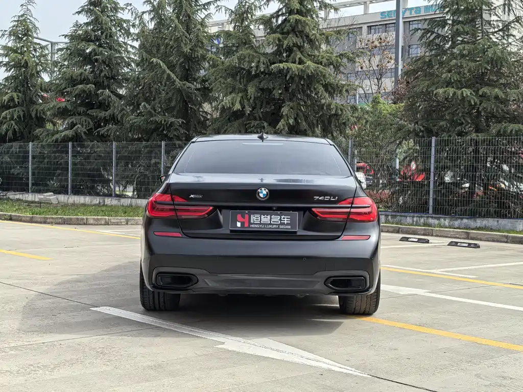 BMW 7 Series 2018 740Li xDrive Exclusive M Sports Package Black Flame Edition купить на сайте DeffCars