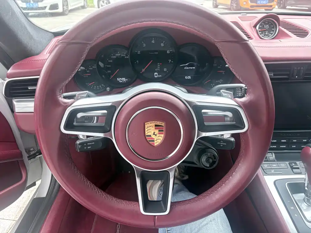 Porsche 911 2016 Carrera 3.0T купить на сайте DeffCars