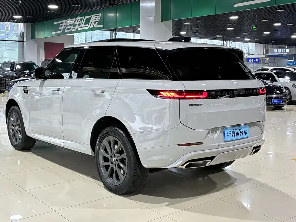 Range Rover Sport 2024 400PS Dynamic SE купить на сайте DeffCars