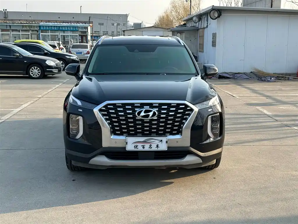 Paristi 2021 3.5L automatic four-wheel drive GLS купить на сайте DeffCars