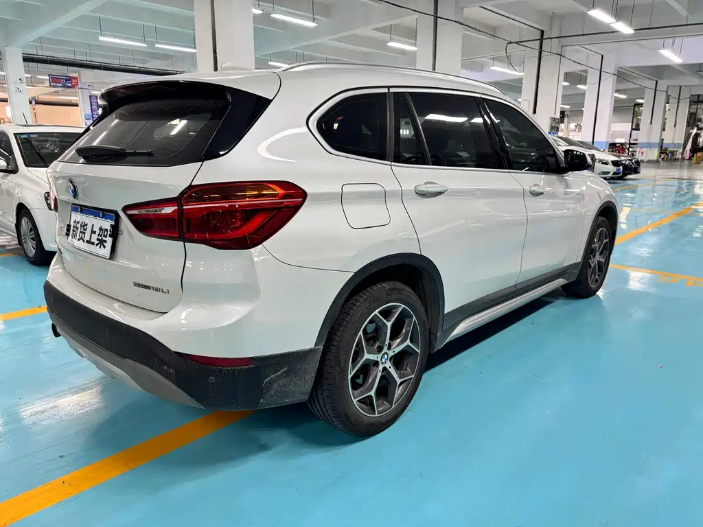 BMW X1 2019 sDrive18Li Exclusive Model купить на сайте DeffCars