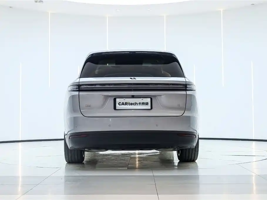 Ideal i8 2025 Standard Edition купить на сайте DeffCars