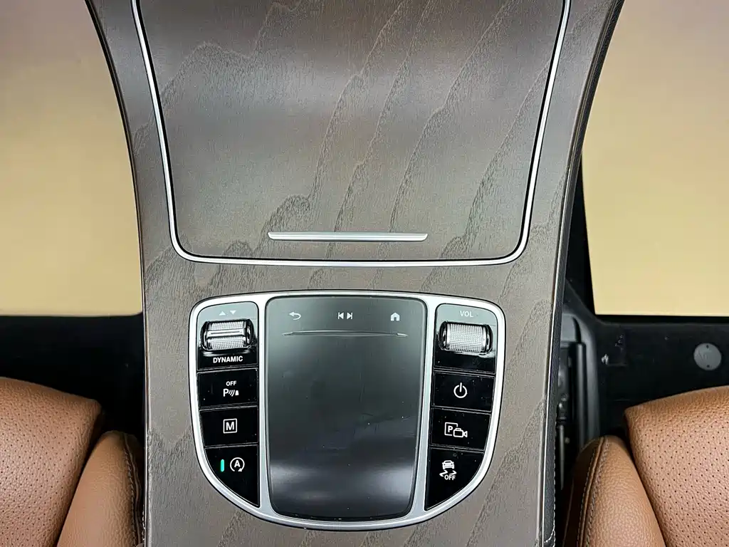 Mercedes-Benz GLC 2020 facelift GLC 300 L 4MATIC dynamic купить на сайте DeffCars