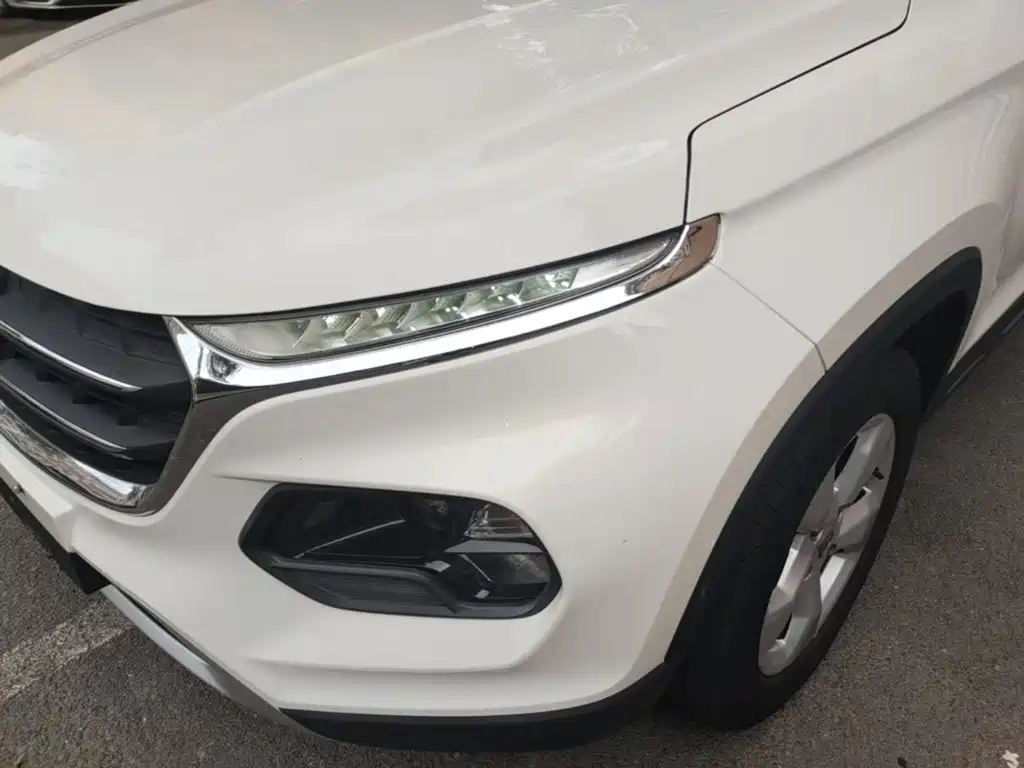 Baojun 510 2017 1.5L manual fashion model купить на сайте DeffCars