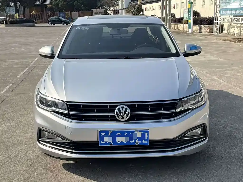 Bora 2020 1.5L automatic comfort model купить на сайте DeffCars