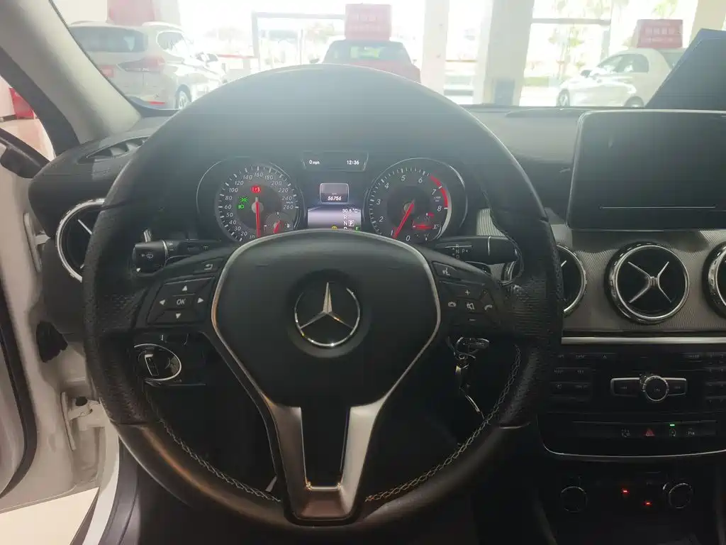 Mercedes GLA 2015 200 Fashion Edition купить на сайте DeffCars