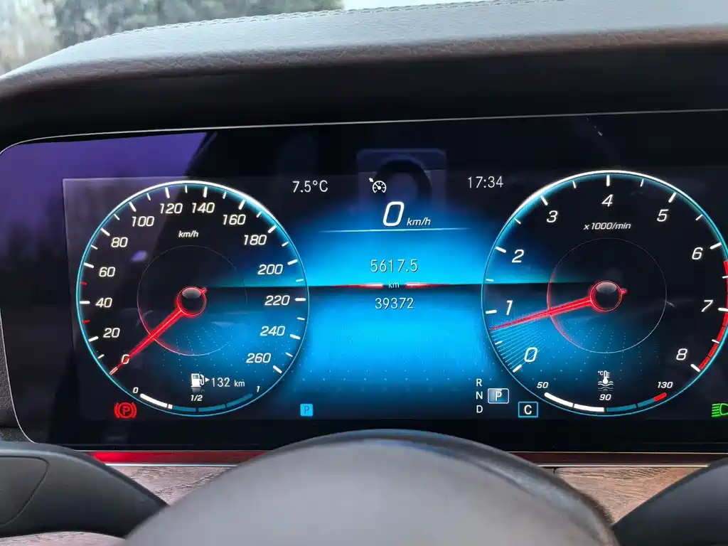 Mercedes-Benz E-Class 2022 E 300 L Fashion купить на сайте DeffCars