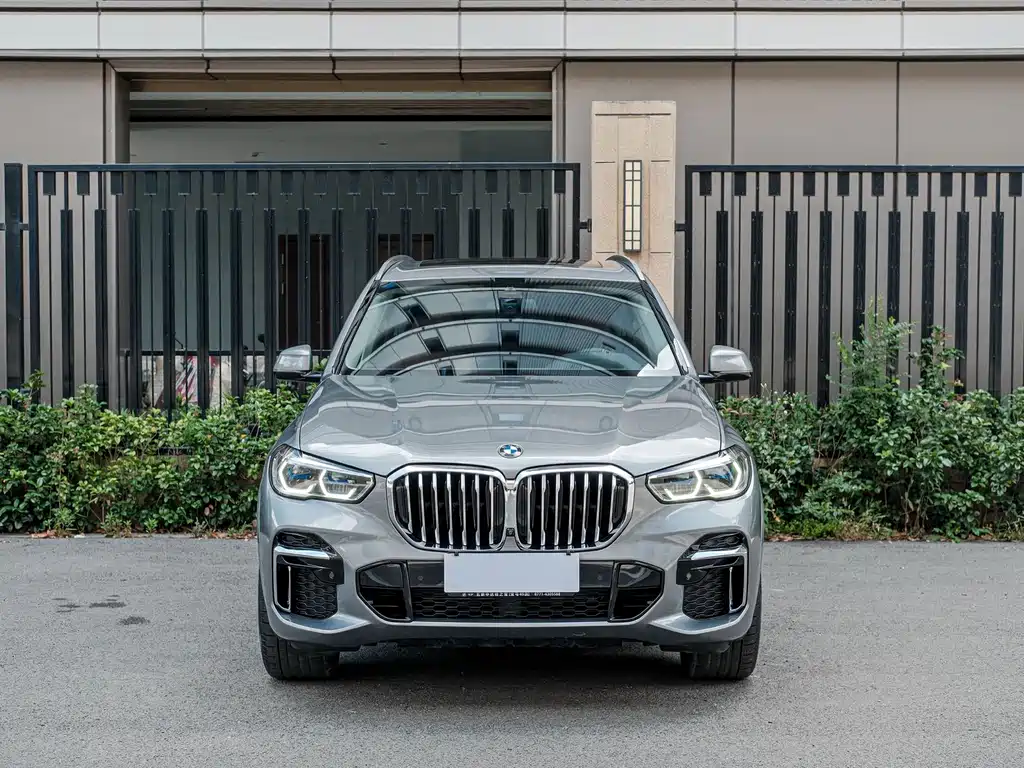 BMW X5 2022 facelift xDrive 30Li exclusive M sports package купить на сайте DeffCars