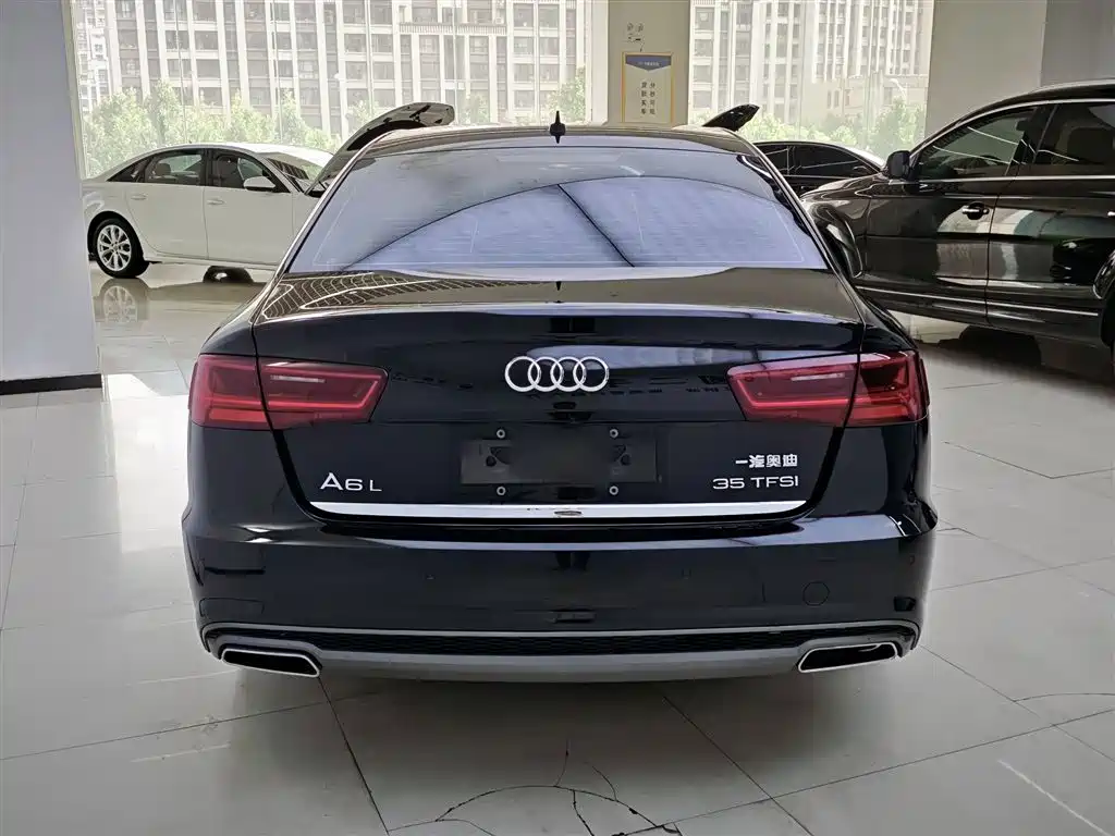 Audi A6L 2018 30th Anniversary Model 35 TFSI Fashion Model купить на сайте DeffCars