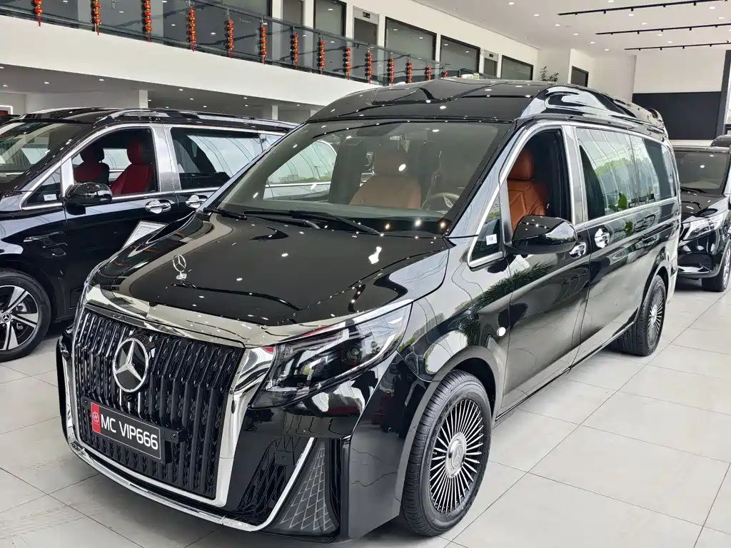 Vito 2024 2.0T Business Edition 7 seats купить на сайте DeffCars