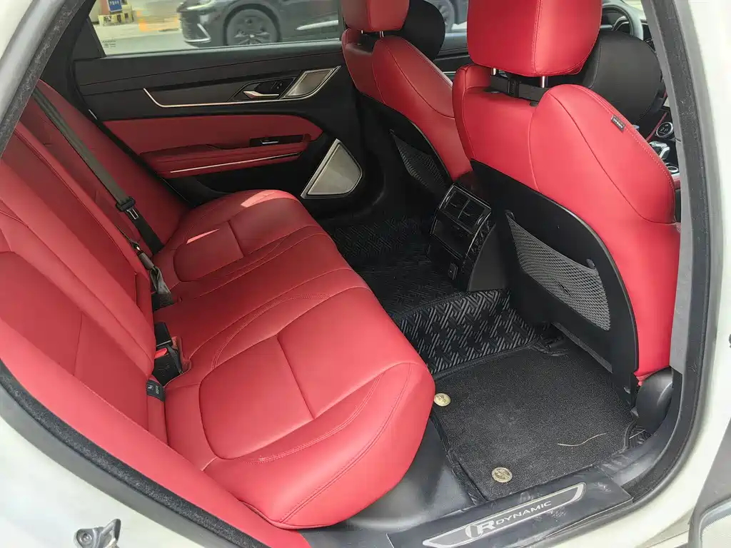 Jaguar XFL 2021 XFL 2.0T P250 four-wheel drive obsidian sports version купить на сайте DeffCars