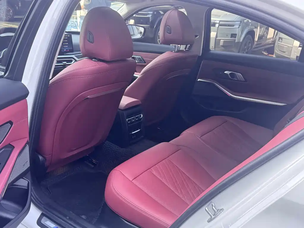 BMW 3 Series 2023 325Li M Sports Package купить на сайте DeffCars
