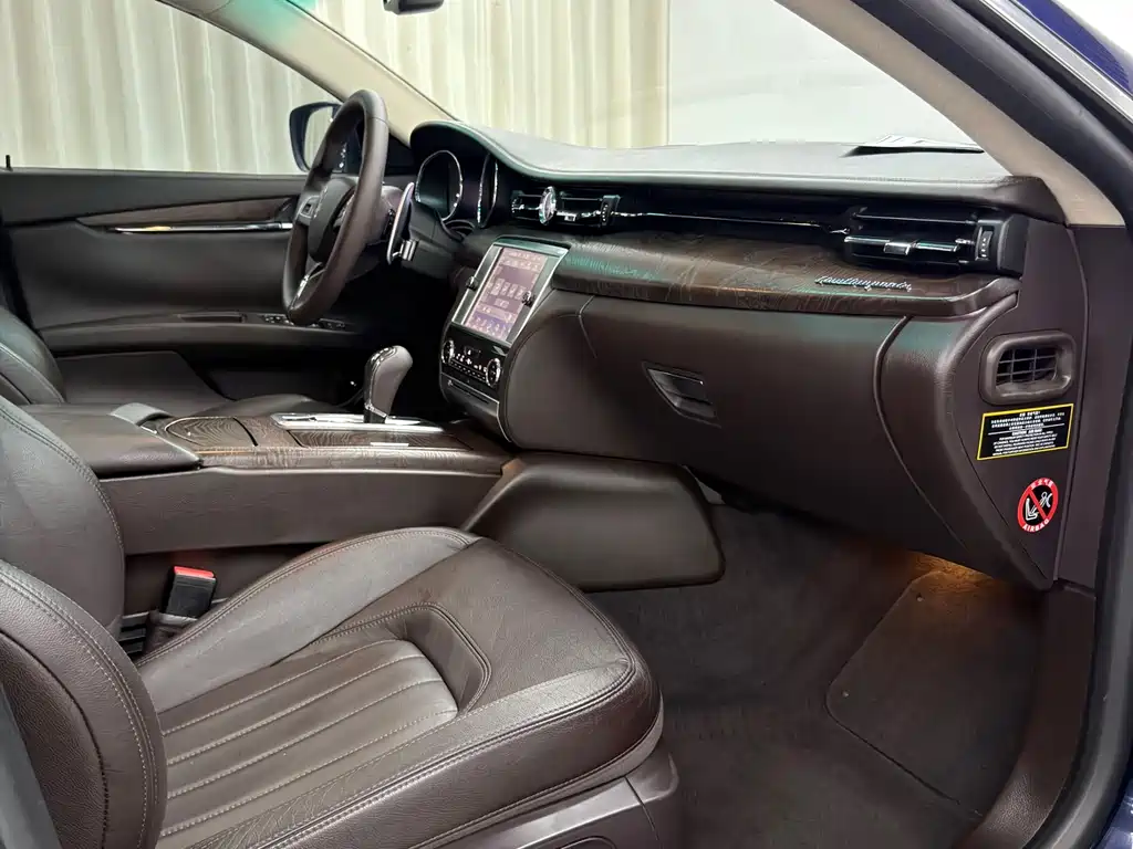 President 2013 3.0T Standard Edition купить на сайте DeffCars