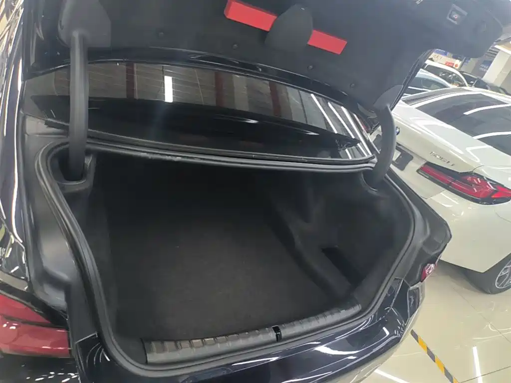 BMW 5 Series 2022 facelift 2 525Li M sports package купить на сайте DeffCars