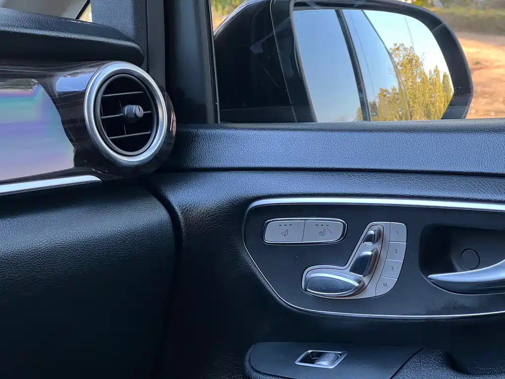 Mercedes-Benz V-Class 2018 V 260 Pilot Edition National VI купить на сайте DeffCars