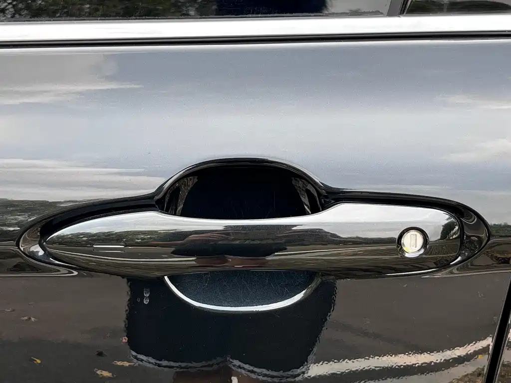 Camry 2023 2.0S Knight Edition купить на сайте DeffCars