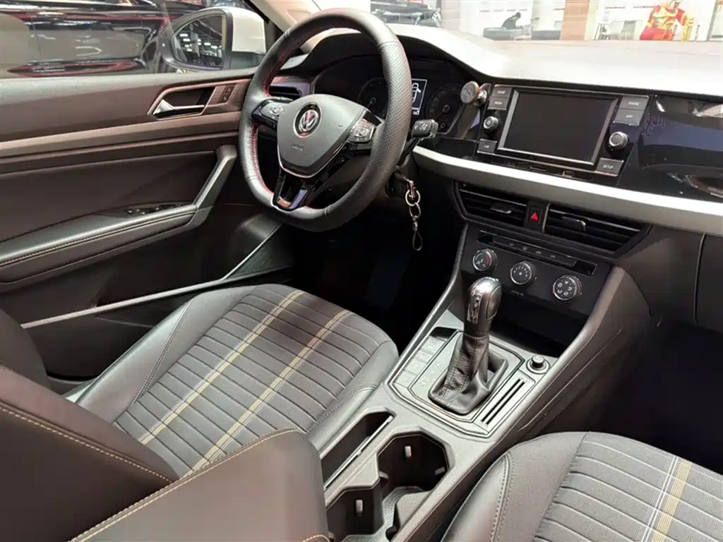 Lavida 2019 280TSI DSG Comfort Edition National VI купить на сайте DeffCars