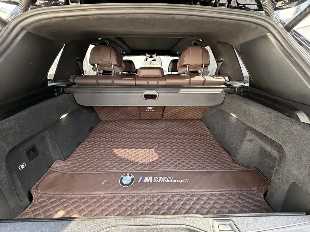 BMW X5 2023 xDrive 40Li M Sports Package купить на сайте DeffCars