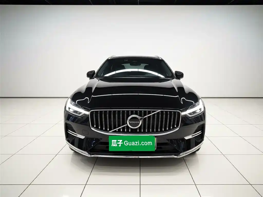 Volvo XC60 2024 B5 four-wheel drive Zhiyi Luxury Edition купить на сайте DeffCars