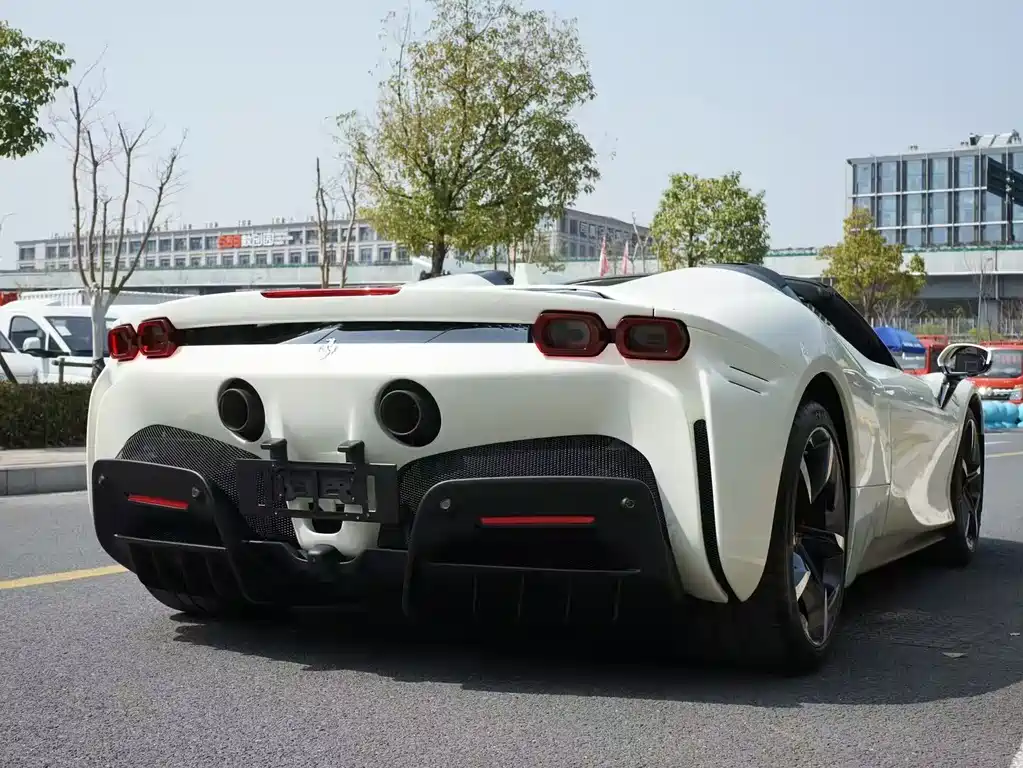 SF90 2021 3.9T V8 Spider купить на сайте DeffCars