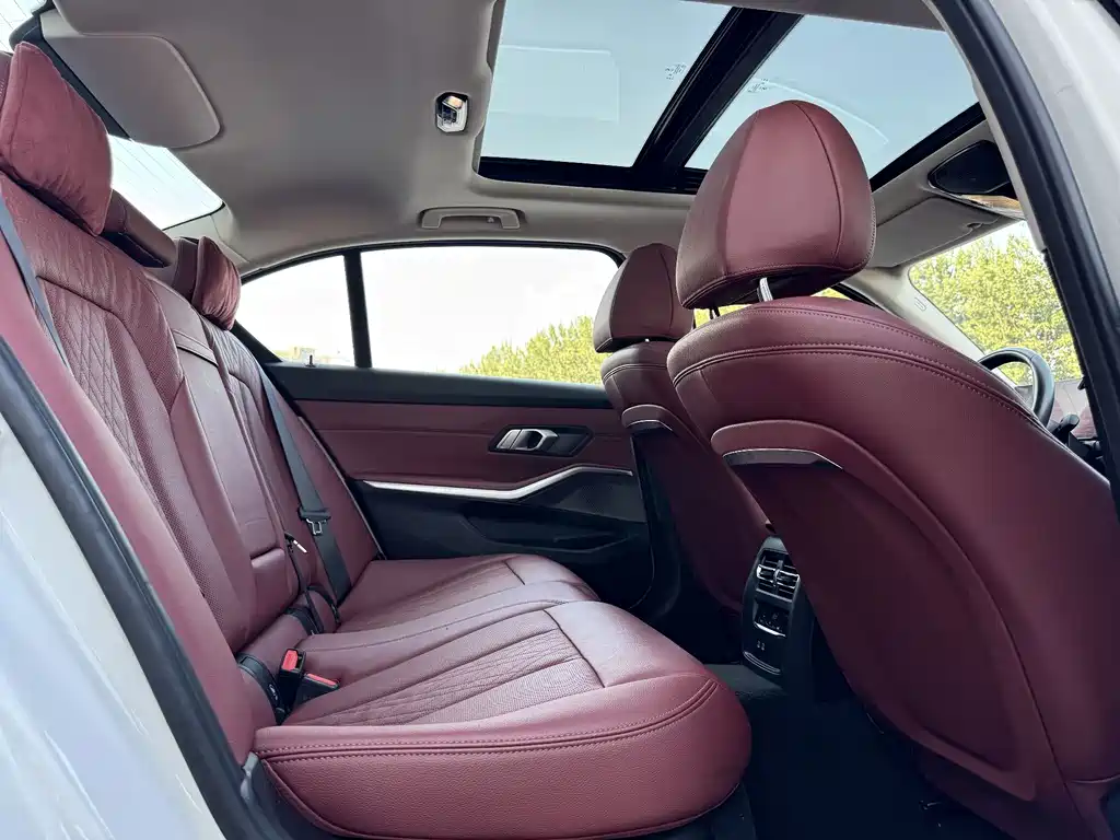 BMW 3 Series 2023 320Li M Sports Package купить на сайте DeffCars