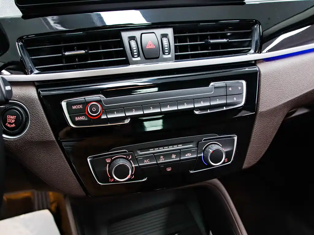 BMW X1 2022 sDrive20Li Fashion Model купить на сайте DeffCars