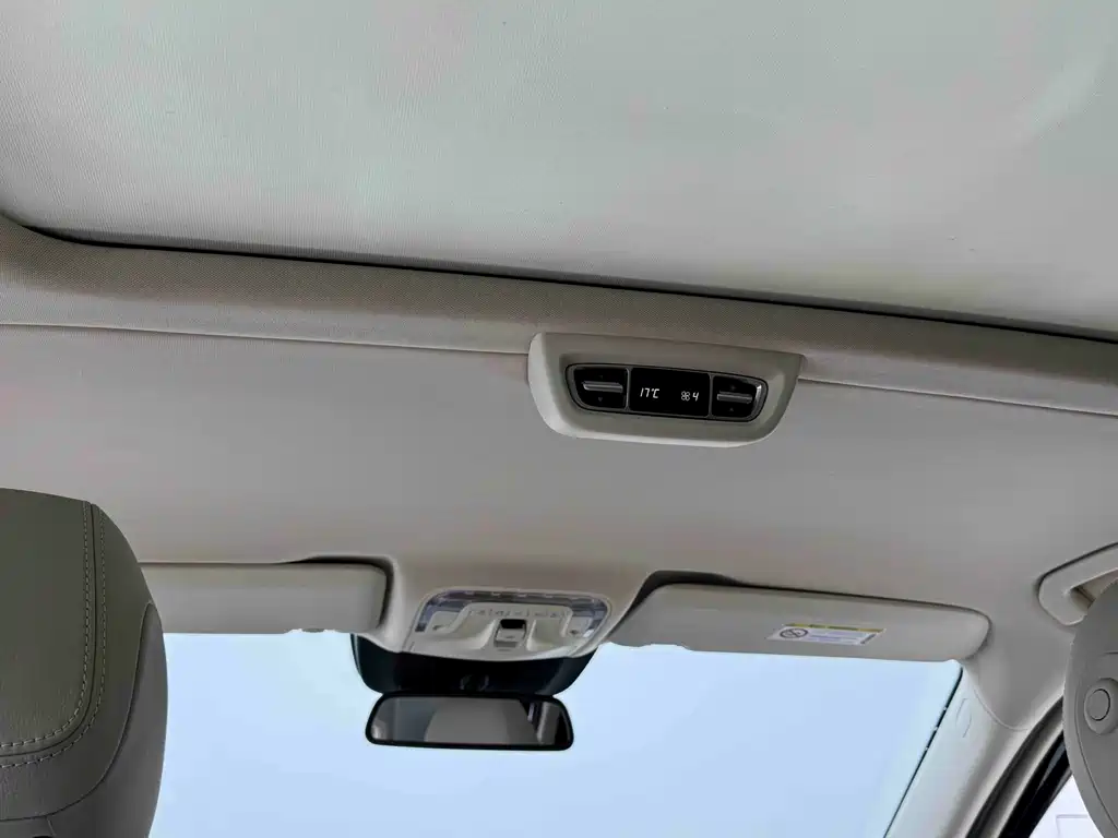 Mercedes V-Class 2018 V 260 Pilot Edition National VI купить на сайте DeffCars