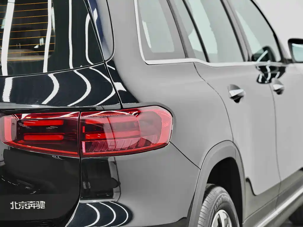 Mercedes-Benz GLB 2024 facelift GLB 220 fashion model купить на сайте DeffCars