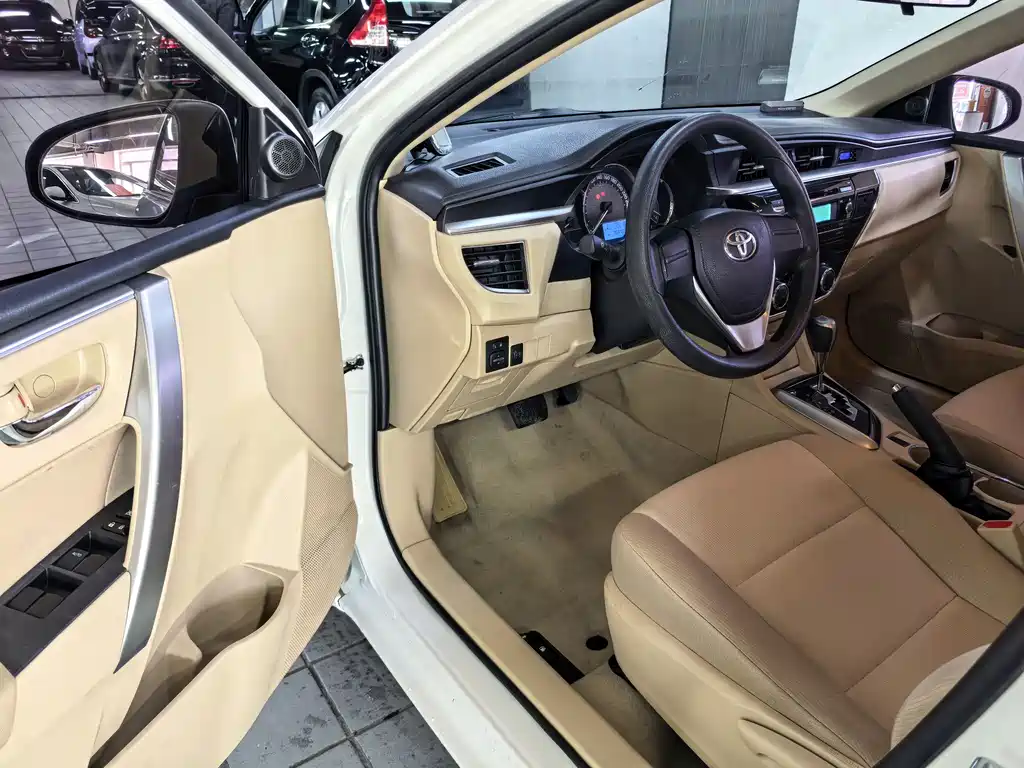 Corolla 2017 1.6L CVT GL купить на сайте DeffCars