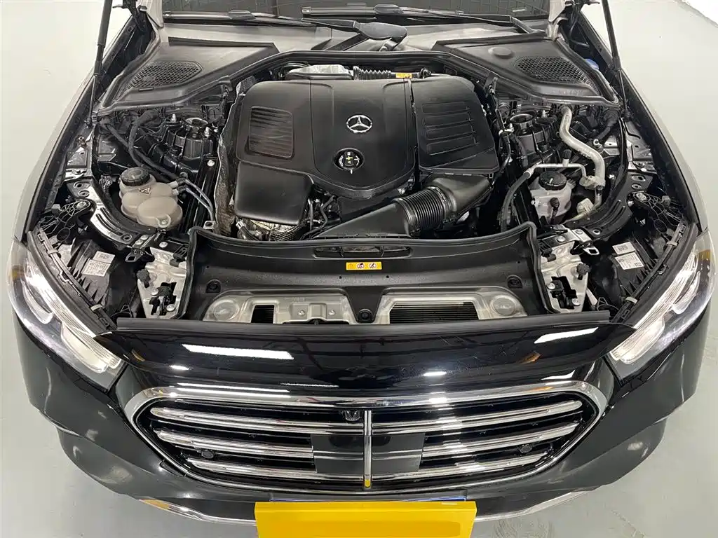 Mercedes-Benz E-Class 2024 E 300 L Luxury Model купить на сайте DeffCars